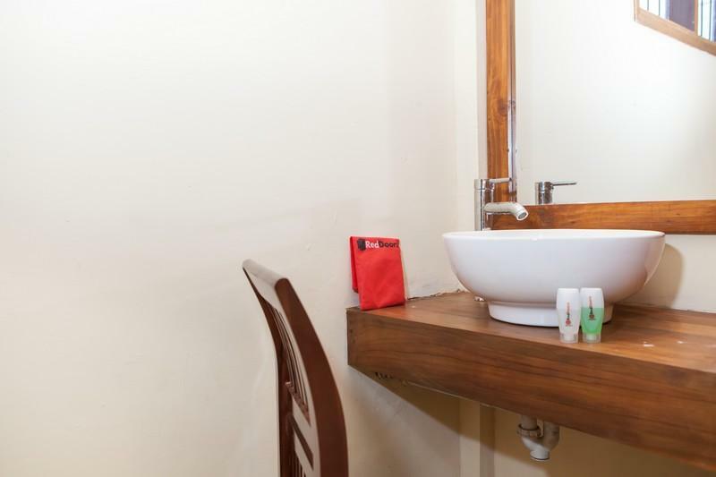 Wisma tamu Reddoorz Near Baluran National Park