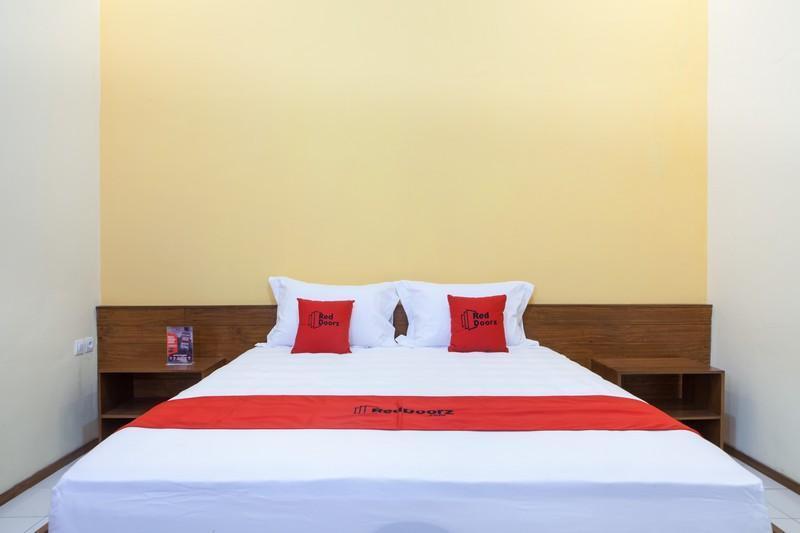 Wisma tamu Reddoorz Near Baluran National Park 2*